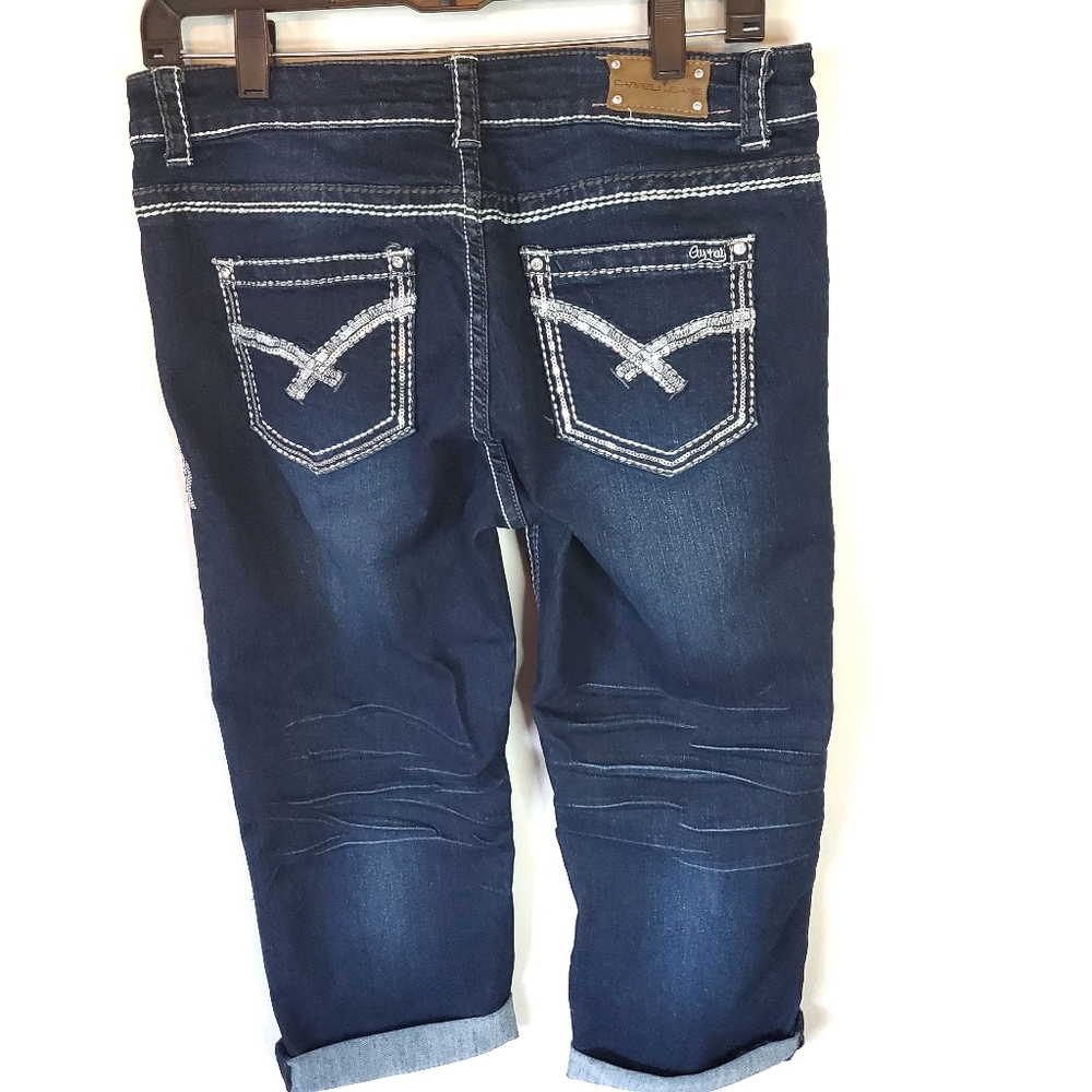 Carelli Embellished Capri Jeans